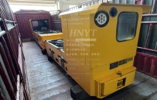 內蒙古國外客戶定制的5噸和8噸蓄電池電機車發(fā)貨