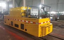 礦用電機(jī)車(chē)如何使用無(wú)人駕駛運(yùn)行單元？