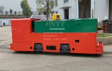 礦用電機(jī)車該如何定期添加潤滑油？